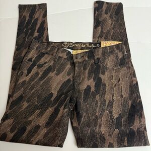 New Vera wang size 3 skinny low jeans